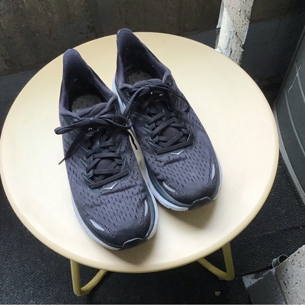 Hoka Women’s Clifton 8